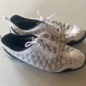Footjoy women’s golf Shoe